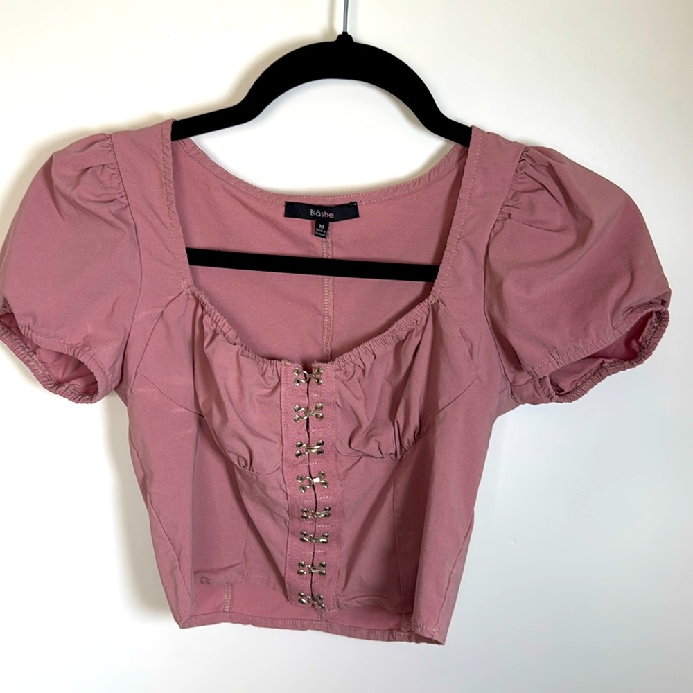 Juniors snap front blouse, size medium
